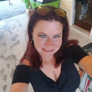 Meet your Posher, Tina